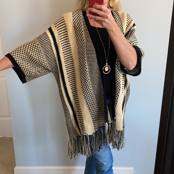 Black & Beige Open Front Cardigan - Picture 3 of 6